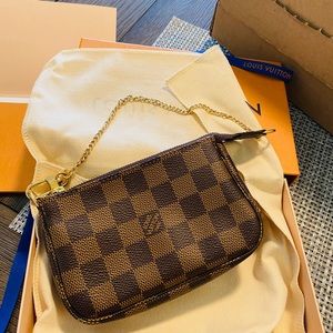 Authentic Mini Pochette Damier Ebene